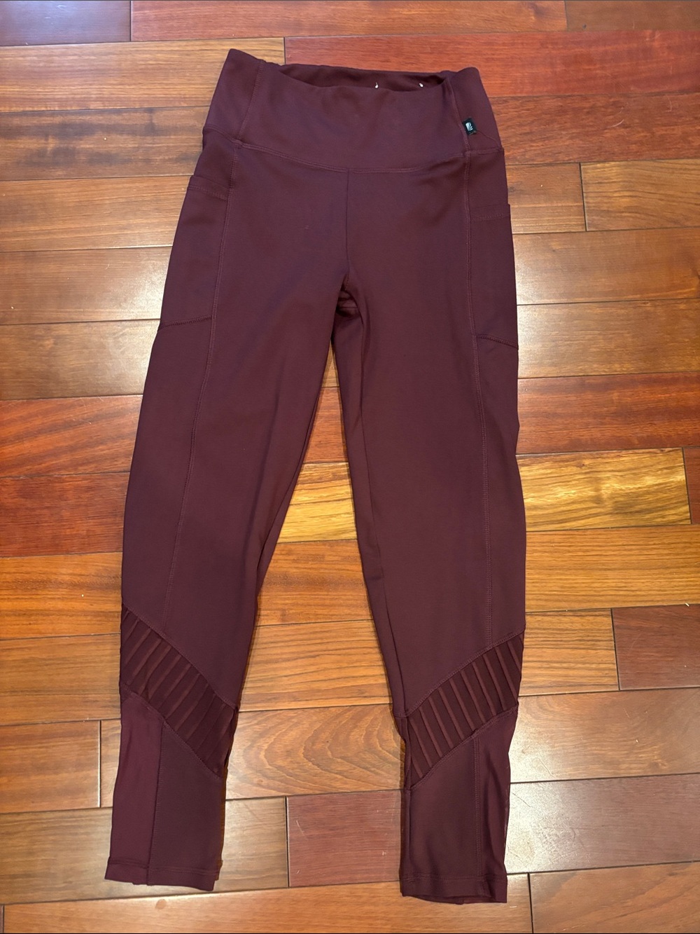 Marika 34”-Maroon Active Leggings
